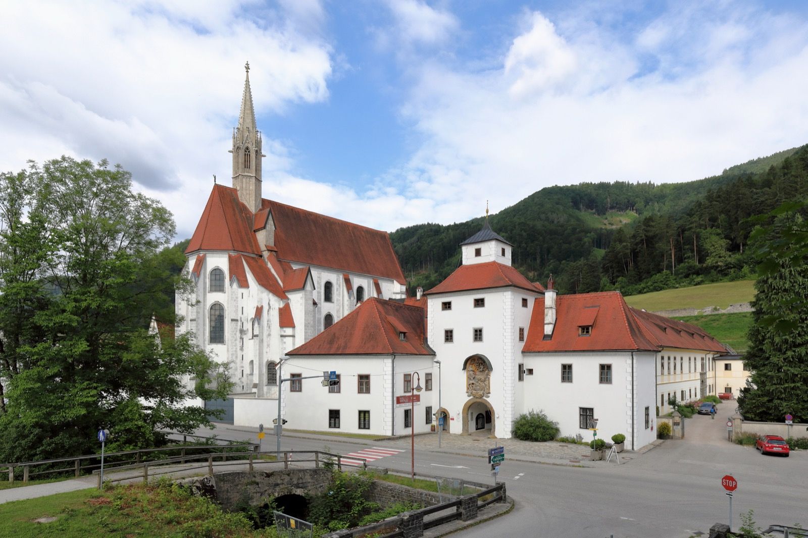 Die Kartause Gaming, das gotische Kartäuserkloster im oberen Erlauftal.