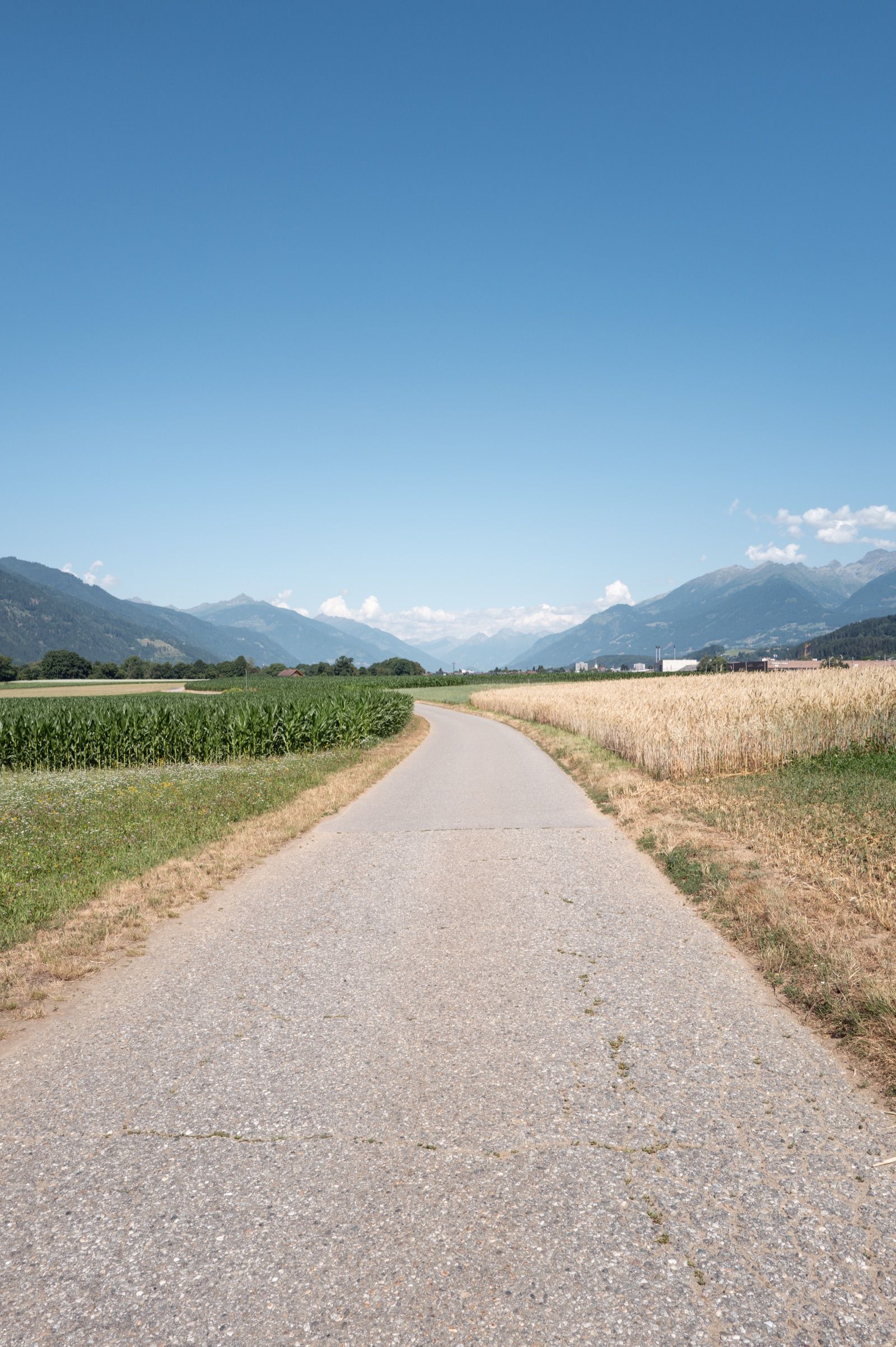 Der Drauradweg im Drautal bei Spittal an der Drau