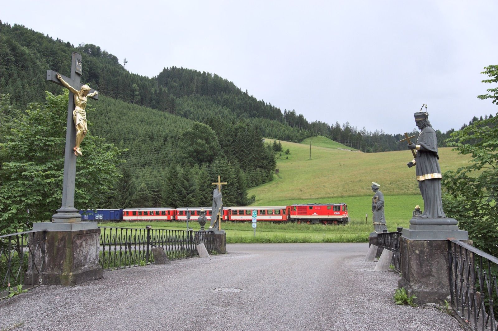 Historische Töpperbrücke über die Ybbs bei Kasten nahe Lunz am See im Ybbstal